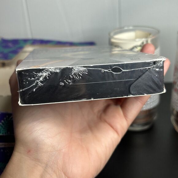 Vintage 1992 PEPSI "It's A Wonderful Life" Boxed Gift Set VHS Tape & 2 Glasses - Picture 10 of 12